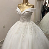 Wedding Dress V Neck-Waist Sexy Wedding Dress Tugged Lace Master Wedding Dress Short Sleeves A Simple Shoulder Back HZ0517