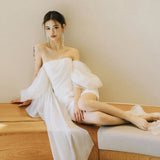 Small Small Wedding Dress Sen Is Super Fairy Travel To Shoot The Bride's Engagement Small White Skirt With A Word On The Shoulder Of The French Yarn Autumn HZ0517