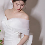 French Word Shoulder Light Wedding Dress 2026 Spring New Bridal Super Fairy Temperament Binsen White Yarn HZ0517