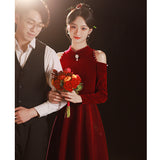 A Toasting Bride 2026 New Wine Red Engagement Dress Can Usually Wear Long-Sleeved Velvet Banquet Dress HZ0517