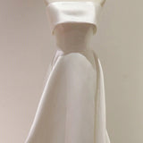 French-Style Densate Light Wedding Dress Bra Simple Long Studio Theme Couple Take Pictures Outdoor Bride Out Wedding Dress HZ0517