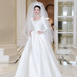 French Long-Sleeved Light Wedding Dress Bride Spring Senior Sense Of The Go Out Of The Main Yarn Denwear Dentance White Dress Dress HZ0517