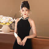 Black Hanging Neck Retro Evening Dress Slimming Host Long Dress Dress Dress Banquet High Sense Of Light Luxury HZ0517