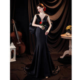 Temperament Famous Black Dingy Evening Dress 2026 New Simple Fashion Show Year Tail Dress HZ0517