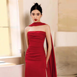 Red Toaster Hanging Neck High-End Feeld With The Frontal Fecrowomanry Femininity High-End Niche Banquet Engagement Dress Dress HZ0517