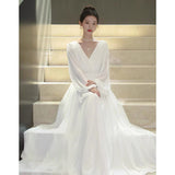 Long-Sleeved Light Wedding Dress 2026 Spring New Fashion Trend Solid Color Certificate Wedding Dress HZ0517