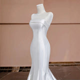 White Densate Brae Wedding Dress Bride 2026 New French Fishtail Evening Dress Twily Twidden Twily Tailed Main Wedding Dress HZ0517