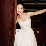 Vintage Light Wedding Dress French Style Densate High-Sensing Small White Dress Engagement Sen Family Welcome Yarn Woman HZ0517