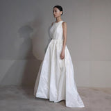 Korean Sleeveless Fairy White Travel Shot Small Tailed 2025 New Banquet Evening Dress Dress HZ0517