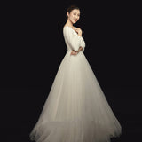 Light Wedding Dress 2026 Spring New Bride Go Out Yarn Studio To Shoot Elegant Long-Sleeved Banquet Small Dress HZ0517
