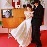 One-Word Shoulder Light Wedding Dress Small Simple Vertiny Bride Registration Betrothal Certificate Small White Dress Temperament Shot Morning Robe Woman HZ0517