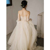 French Retro Light Wedding Dress 2026 New Bridal Sen Twilight Yarn Shooting Exterior Small Tail Dress HZ0517