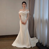French Light Wedding Dress New Bride Simple Vertiny Face Shoulder Welcome Out Of The Yarn Temperament Fishtail Dress High Sense HZ0517