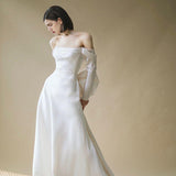 One-Word Shoulder Light Main Wedding Dress 2026 Winter Bridal French Sexy Spring White Long Sleeve Annual Tail Dress HZ0517