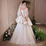 French Light Wedding Dress 2025 New Long-Bossed Engagement Dress Retro Morning Dress Temperament Thin Out Of The Yarn HZ0517