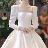 The Main Wedding Dress 2026 New Bridal Long-Sleeved Arm Super Fairy Temperament Hepburn Wind Out Of The Big Yarn Big Tail HZ0517