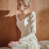 French Light Wedding Dress 2026 New Bridal Long-Sleeved Retro Minimalist Temperament Tug-Tailed Fasing Yarn Welcome Dress HZ0517