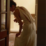 French Light Wedding Dress 2026 New Bridal Simple Bare Temperament Out Of The Neck Welcome Dress Dress Small Tail HZ0517