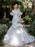 Fashioned Dingy Fishtail Light Wedding Dress 2026 New Bride Word Shoulder French Light Luxury Bra Welcome To Take A Picture HZ0517