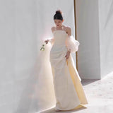 French Breast-Shape Engagement Brigade Light Wedding Dress Bride's Morning Robes Niche Yarn Welcome White Evening Dress Dress HZ0517