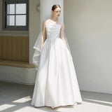 New Korean Braping Light Wedding Dress Sen Is Simple Temperament Long Bride Engagement With A Densate Wedding White Yarn HZ0517