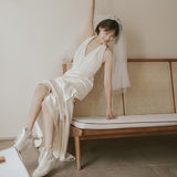 V-Necked Light Wedding Dress 2026 New Sensian Yarn High-Endnity French Simple Temperament Light Luxury Dress Woman HZ0517