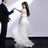 French Light Wedding Dress 2026 New Simple One-Shoulder Fish Tail Thin Sen Family Travel Photography Dream Bride Welcome Yarn HZ0517