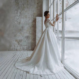 Fashion Wedding Dress 2026 New White African Famous Long Sleeves Light Wedding Dress HZ0517