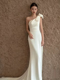 Single-Shoulder Light Wedding Dress 2026 New White Dens, Yarn Tug-Tailed Bride Married Fishtail Car Show Dress Woman HZ0517