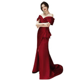 One-Word Shoulder Toaster Bride's Morning Robe 2026 New Fishtail Wedding Engagement Dress Drag-Tailed With A Sexy Opening HZ0517