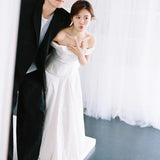 One-Word Shoulder Light Wedding Dress Small Simple Vertiny Bride Registration Betrothal Certificate Small White Dress Temperament Shot Morning Robe Woman HZ0517