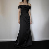 2025 New Set Of Front Light Wedding Dress A Word Shoulder Long Black Go Out Yarn Super Fairy Engagement Dress Dress Dress HZ0517