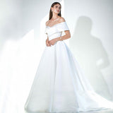 French-Style Stirling Light Wedding Dress 2026 New Word Shoulder-Tailed Temperament Simple Hepburn Style Main Wedding Dress HZ0517