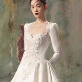 French Word Shoulder Bride 2026 New Long-Sleeved Main Wedding Dress With Thin And Light Luxury Main Wedding Dress HZ0517