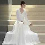 Long-Sleeved Light Wedding Dress 2026 Spring New Fashion Trend Solid Color Certificate Wedding Dress HZ0517
