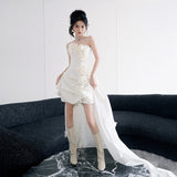 White Sexy Breasted Flower Light Wedding Dress 2026 New French Thin Simple Stume Welcome Yarn HZ0517