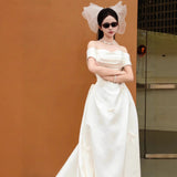 The Dress-Faced Light Wedding Dress With A Word Shoulder-To-Shoulder Morning Woman Wedding Back Door To Thank The Banquet Engagement Certificate Registration Evening Dress HZ0517