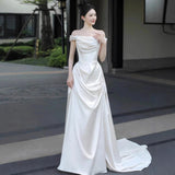 One-Word Shoulder Bride Light Wedding Dress French Small Tailed Morning Robe 2026 New High-End Engagement Dress With A Fastern Yarn HZ0517