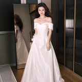 2026 New French Evening Dress Women's Life With A Light Shoulder Wedding Dress Bride Going Out Of The Yarn High-Level White Engagement HZ0517