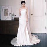 French Brated Light Wedding Dress Retro High-End Feel Bridal Temperament Engagement White Sen Family Go Out Dress HZ0517