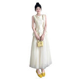 French Small Man Light Wedding Dress 2026 New Bride Simple Feinan Temperament Engagement Certificate Registration Daily Dress HZ0517