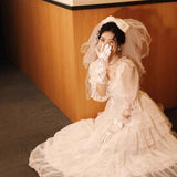French Bride Light Wedding Dress White Lace In The Escape Princess Ponpable Skirt Retro Style Welcome Out Of The Light Wedding Dress HZ0517