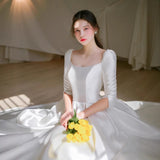 Simple Retro Dingy Wedding Dress 2026 Spring New Long-Sleeved Square Collared Densified Noodles Go Out Light Wedding Dress HZ0517