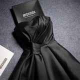 Evening Dress Female Banquet Breasts Host Performance Temperament Vertiny Retro Black Dress Birthday Wedding Dress HZ0517