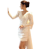 French Light Wedding Dress Long Sleeve Hepburn Style Photography Temperament Simplicity White Short Small Small Dress HZ0517