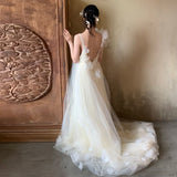 Mori Linging Slings Morning Robe Dress Super Fairy Korean Small Man Engaged Ponpong Skirt Tour Show Back White Light Wedding Dress HZ0517
