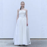 French One-Word Shoulder-To-Shoulder-To-Heart Evening Dress Dress 2025 New White Long-Term Collection Waist-Width Temperament Sleeveless Travel Shot Light Wedding Dress HZ0517