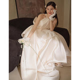 Bride Main Wedding Dress 2026 New French Retro Retro Vertiny Hanging Neck Tirender Tride Tug-Back Tug-Up Studio Wedding Dress HZ0517