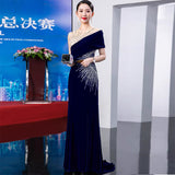 Banquet Host Body Dressing Evening Dress 2026 New Heavy Industry Trend Show Large Fish Tail Performance Dress HZ0517