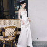 One-Word Shoulder Sling Ribbon With A Ribbon Light Wedding Dress Temperament Simple Bride Niche Light White Fishtail Go Out Dress Dress HZ0517